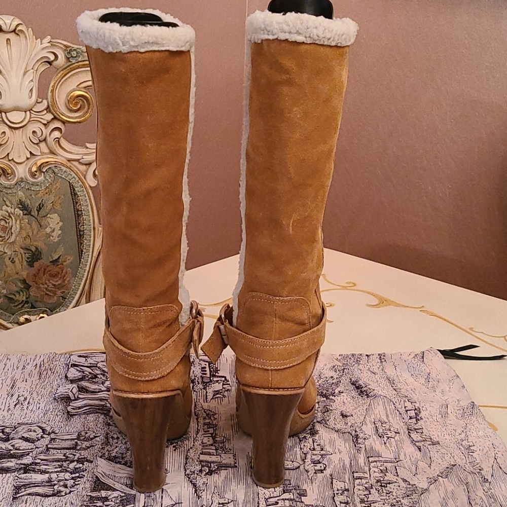 Michael Kors winter boots - Picture 4 of 9